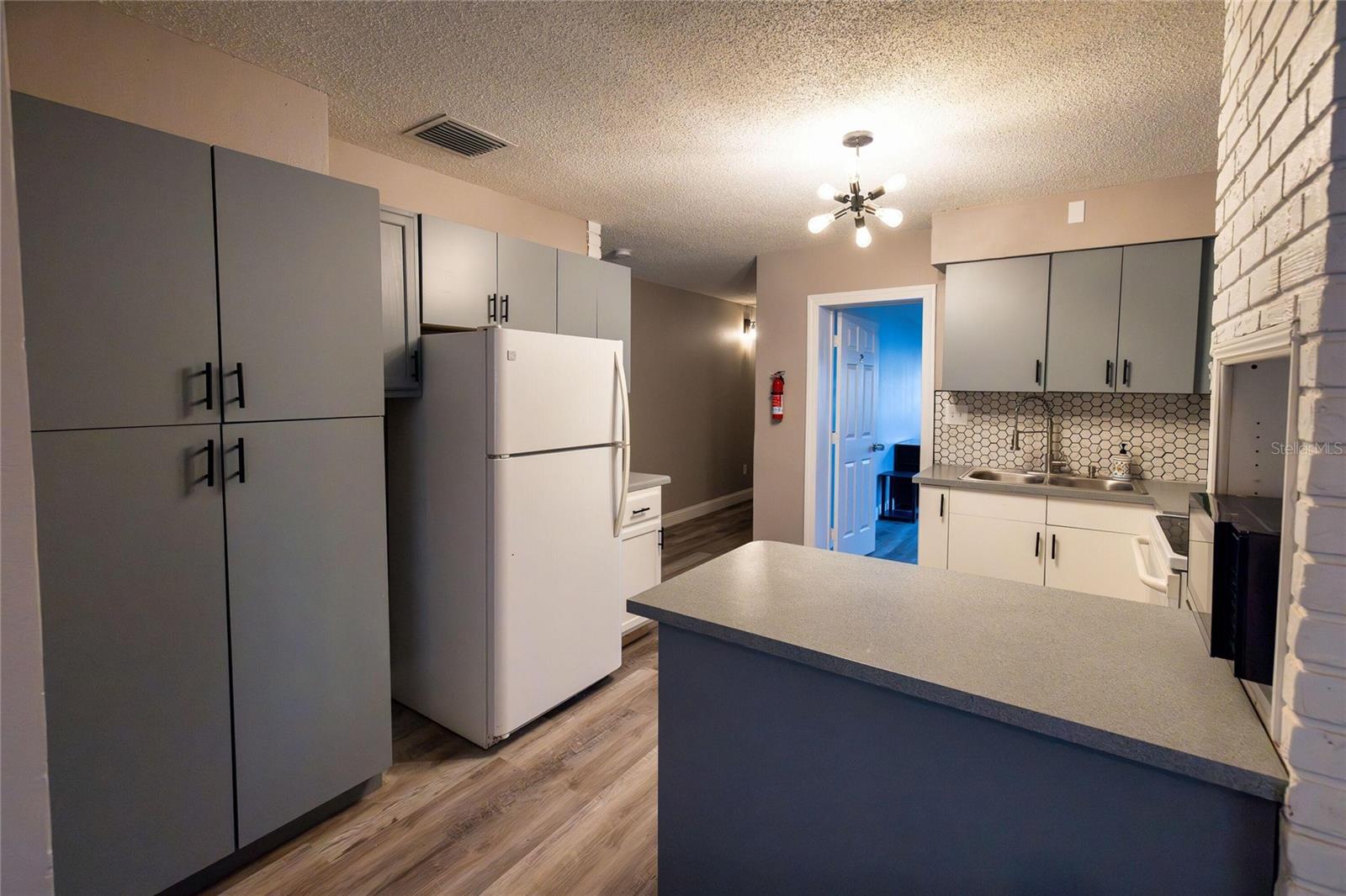 3311 W DOUGLAS ST, TAMPA, FL, 33607