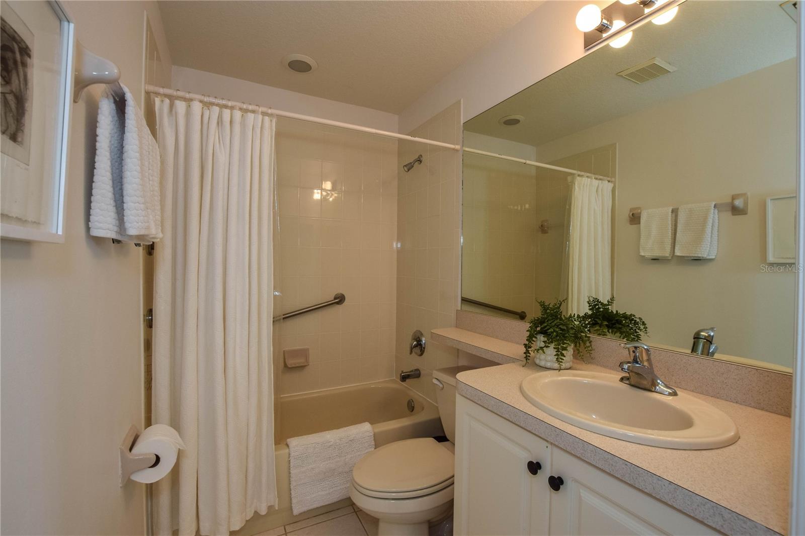 1711 GONDOLA PARK DR #1711, VENICE, FL, 34292
