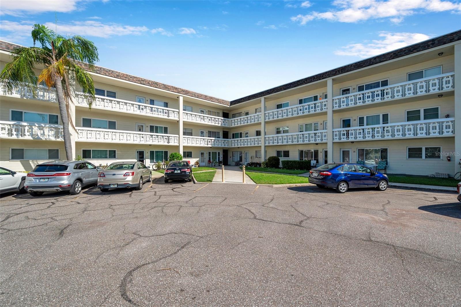 2452 BRAZILIA DR #32, CLEARWATER, FL, 33763