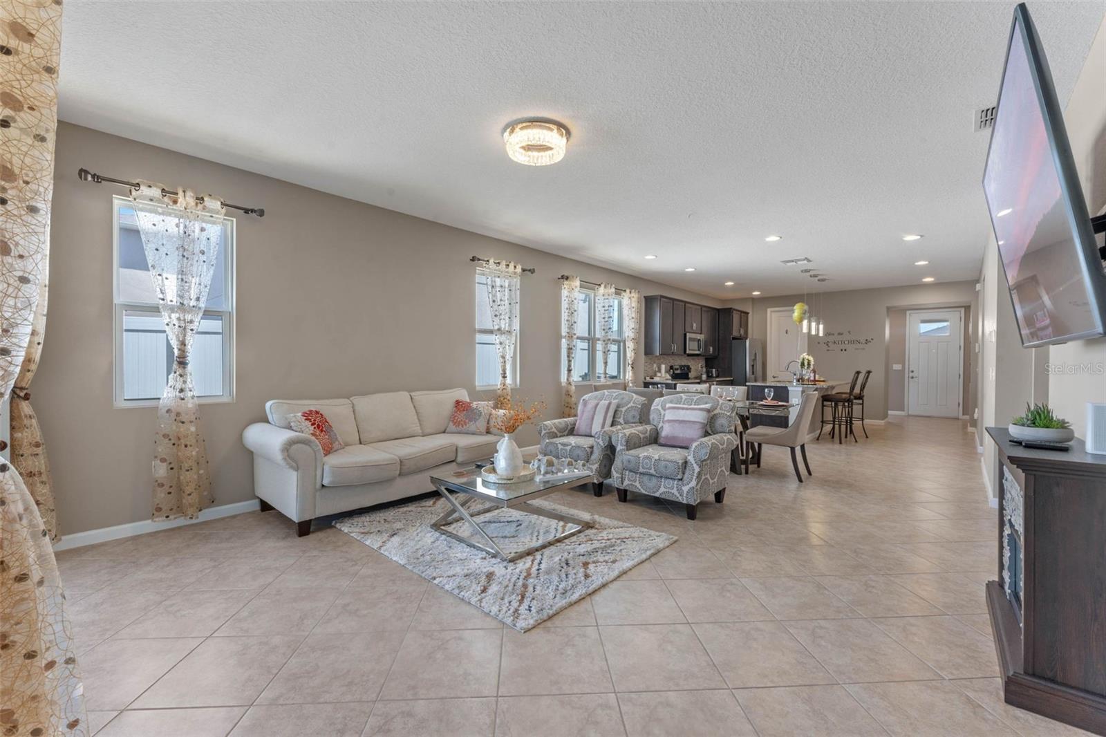 533 BUCHANNAN DR, DAVENPORT, FL, 33837