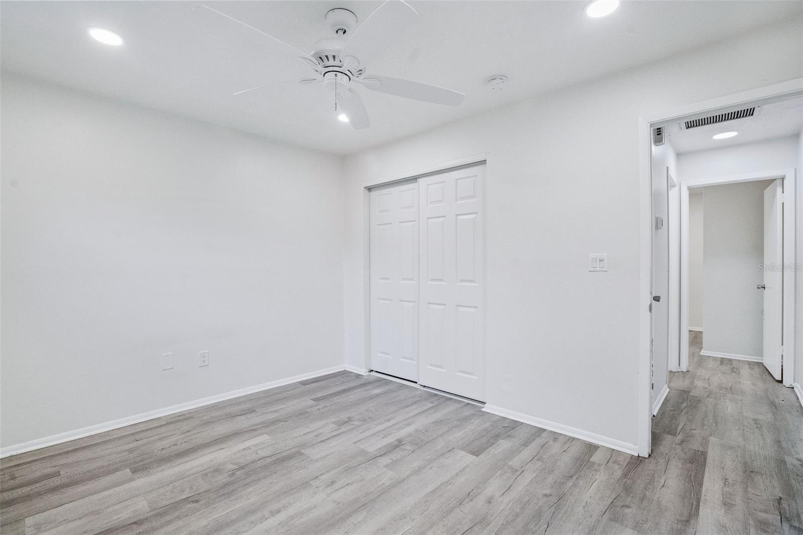 15736 MORGAN ST, CLEARWATER, FL, 33760