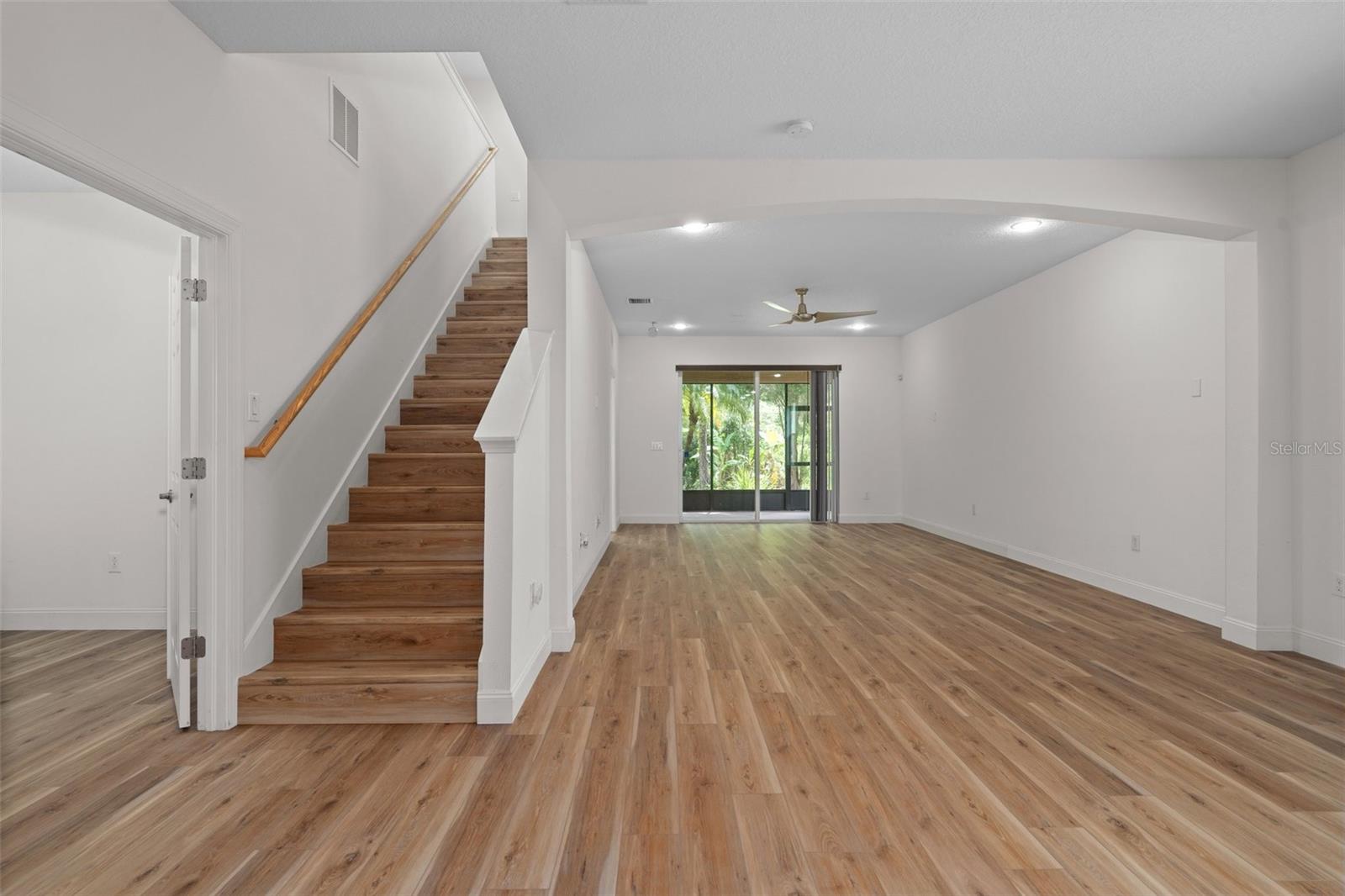 16030 BELLA WOODS DR, TAMPA, FL, 33647