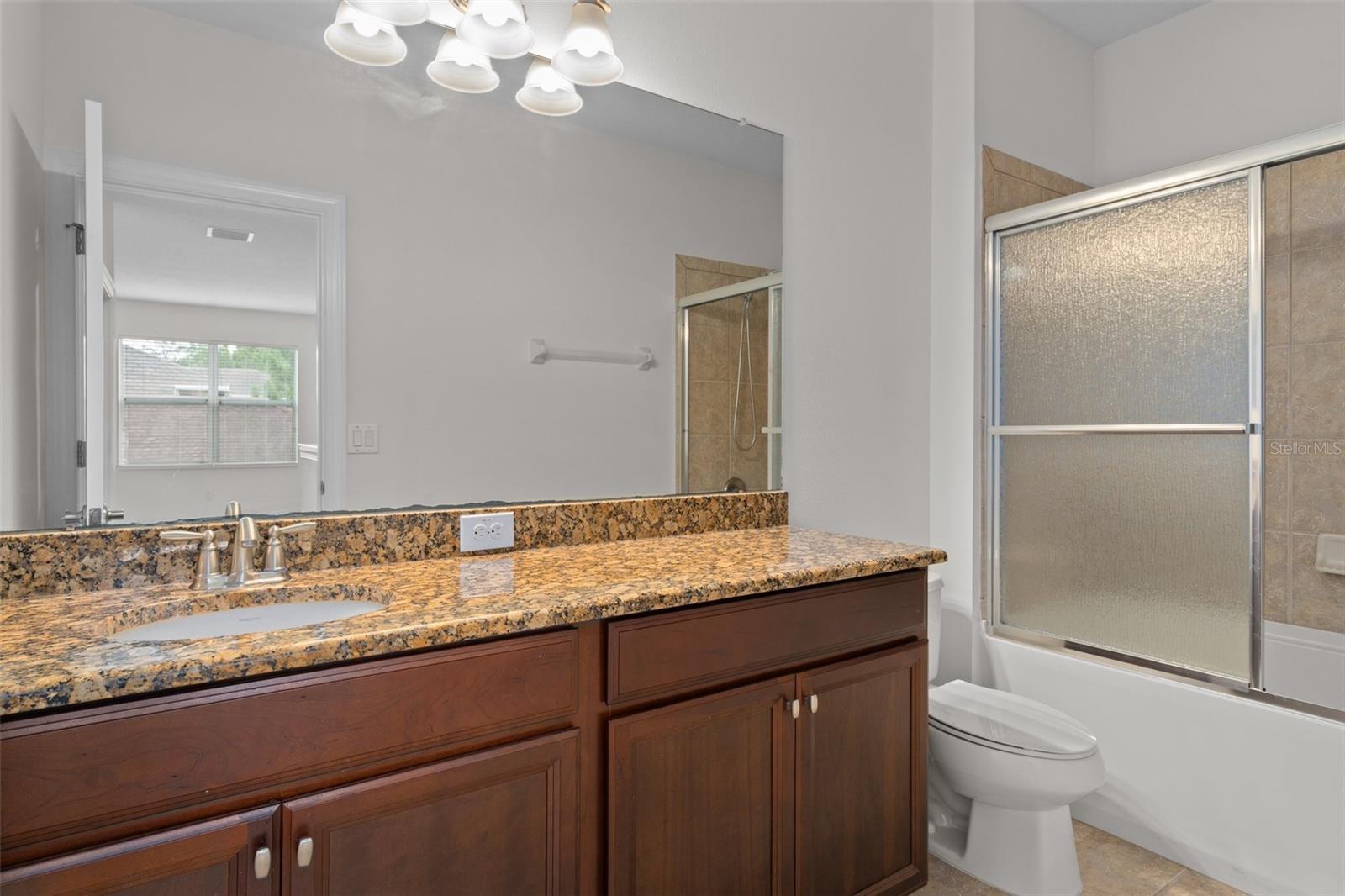 16030 BELLA WOODS DR, TAMPA, FL, 33647