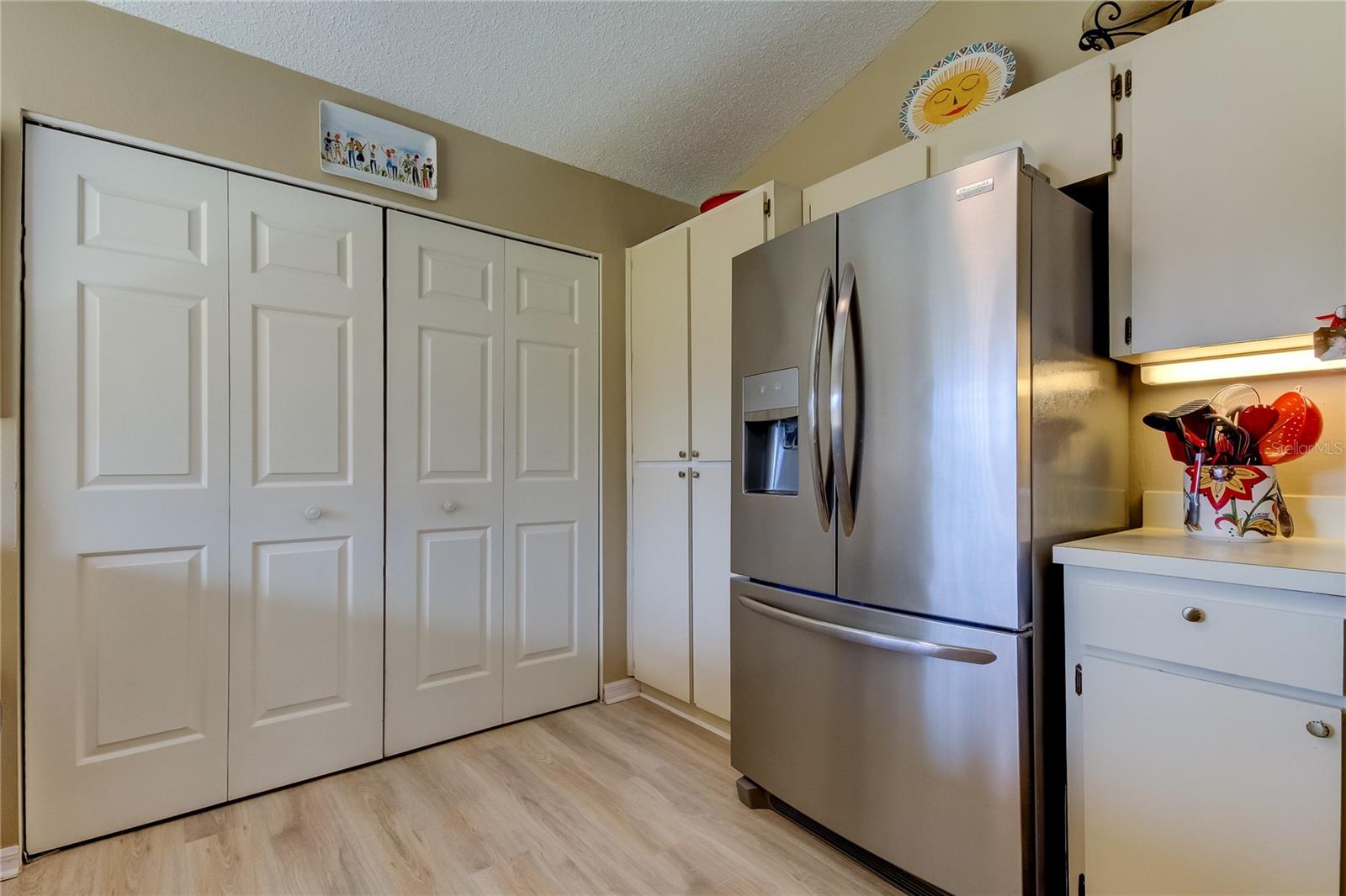 612 FAIRMONT AVE #D, SAFETY HARBOR, FL, 34695