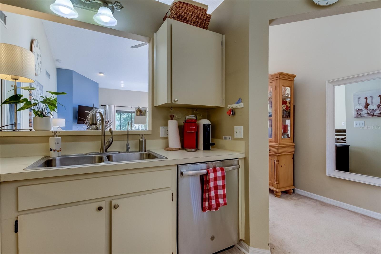 612 FAIRMONT AVE #D, SAFETY HARBOR, FL, 34695