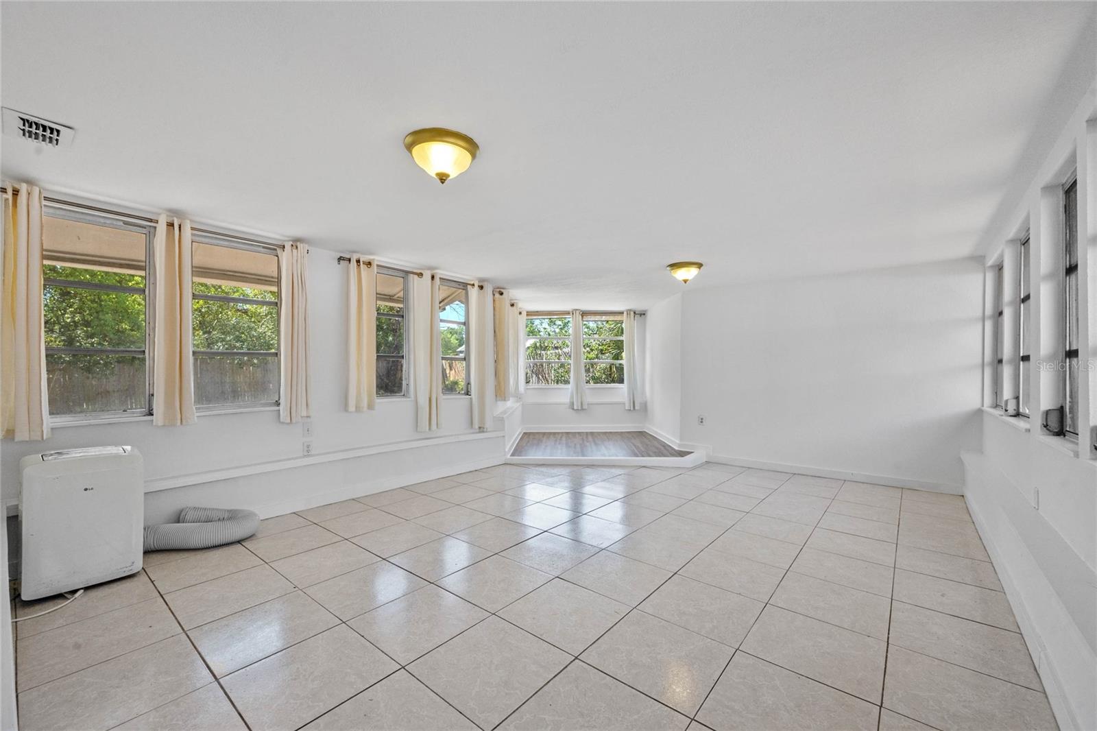 1316 N BUMBY AVE, ORLANDO, FL, 32803