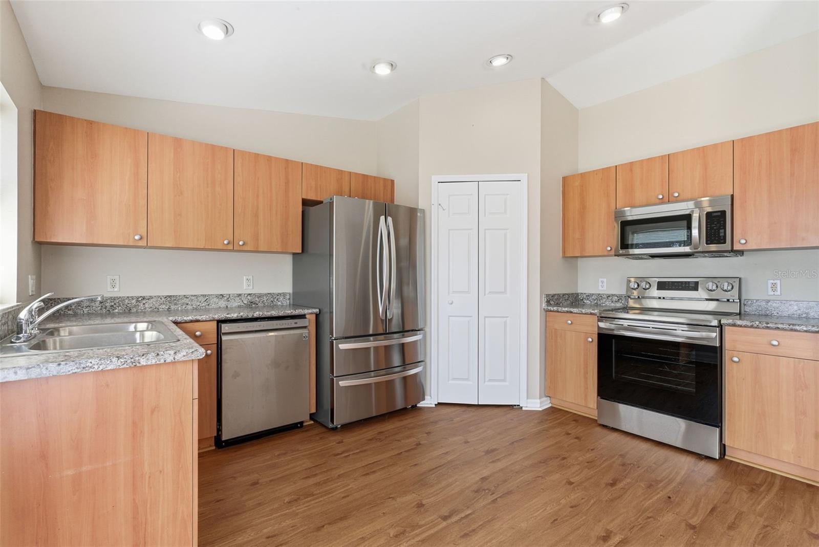 511 PORPOISE RD, VENICE, FL, 34293