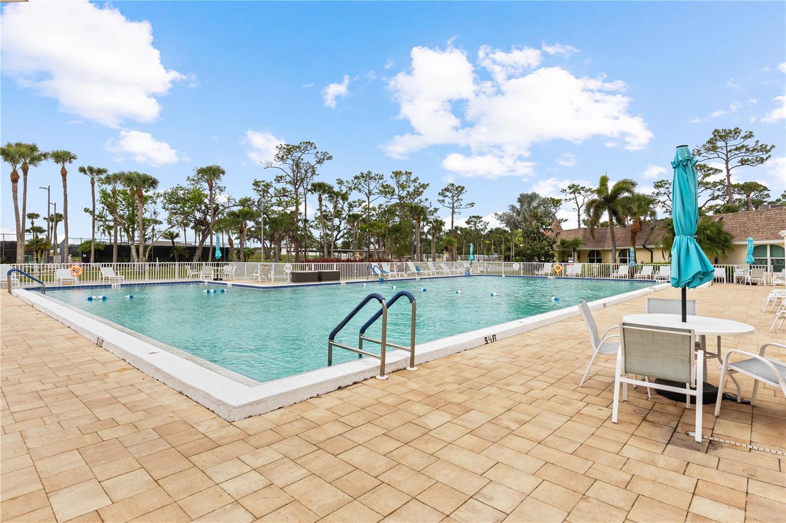 A4647919 Property Photo