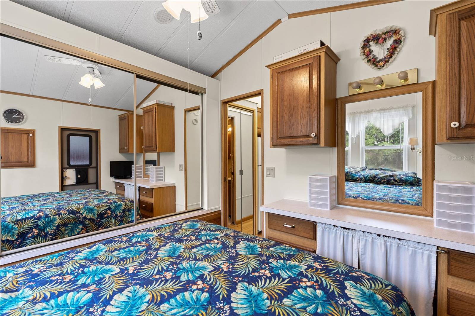 A4647919 Property Photo