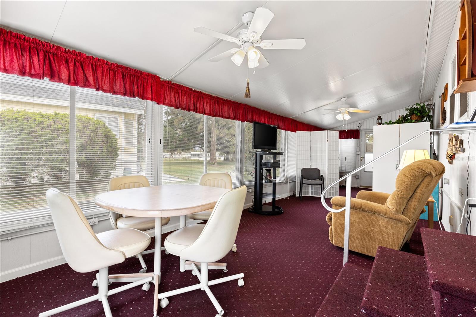 A4647919 Property Photo