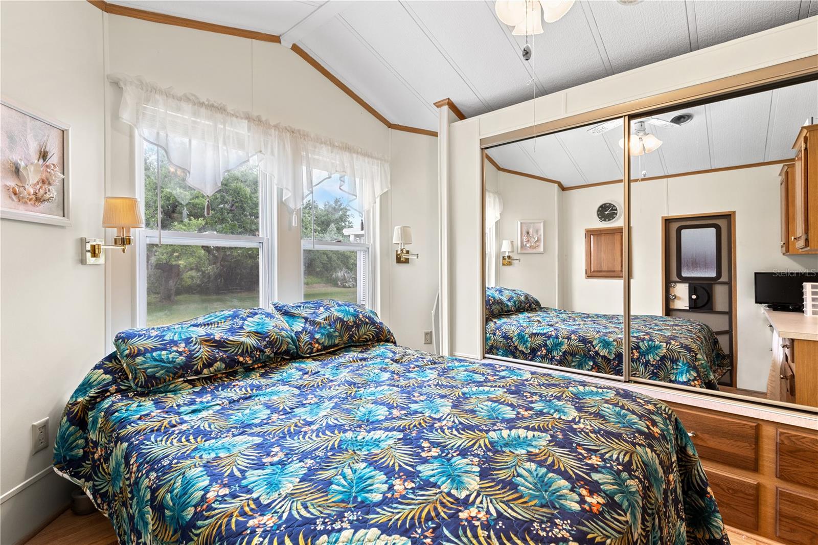 A4647919 Property Photo