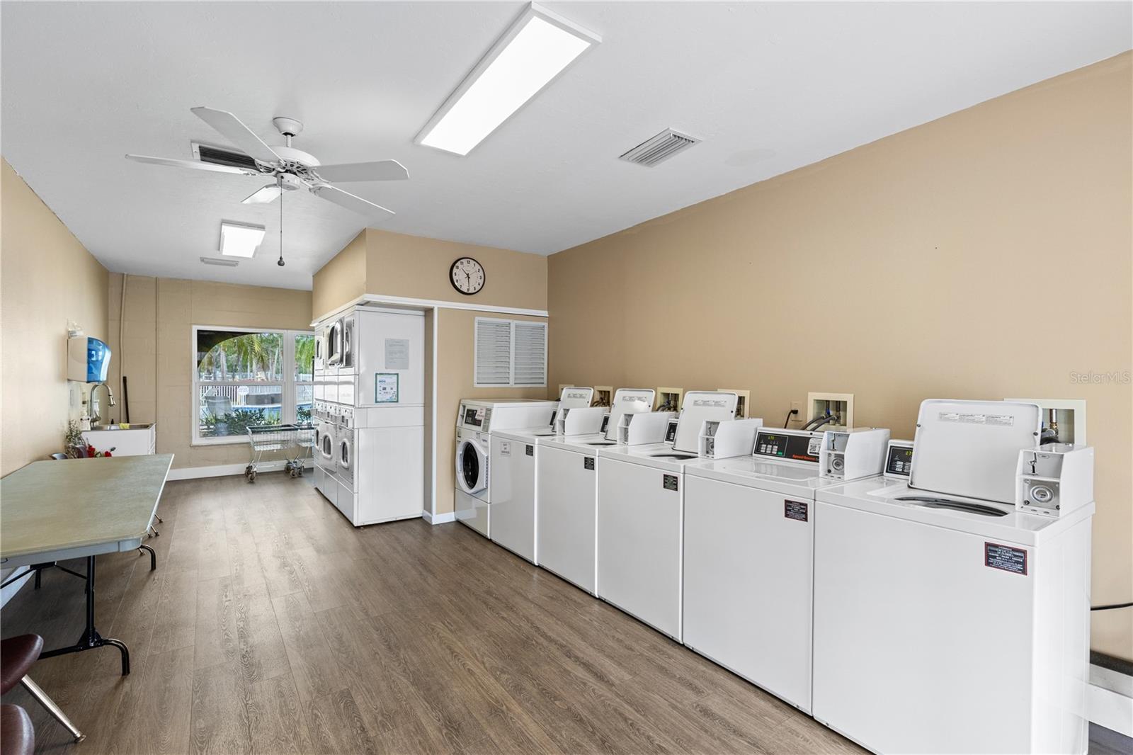 A4647919 Property Photo