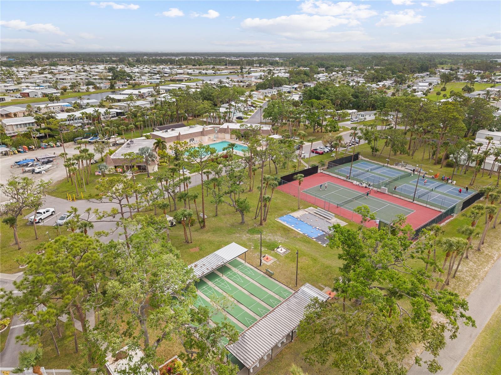 A4647919 Property Photo