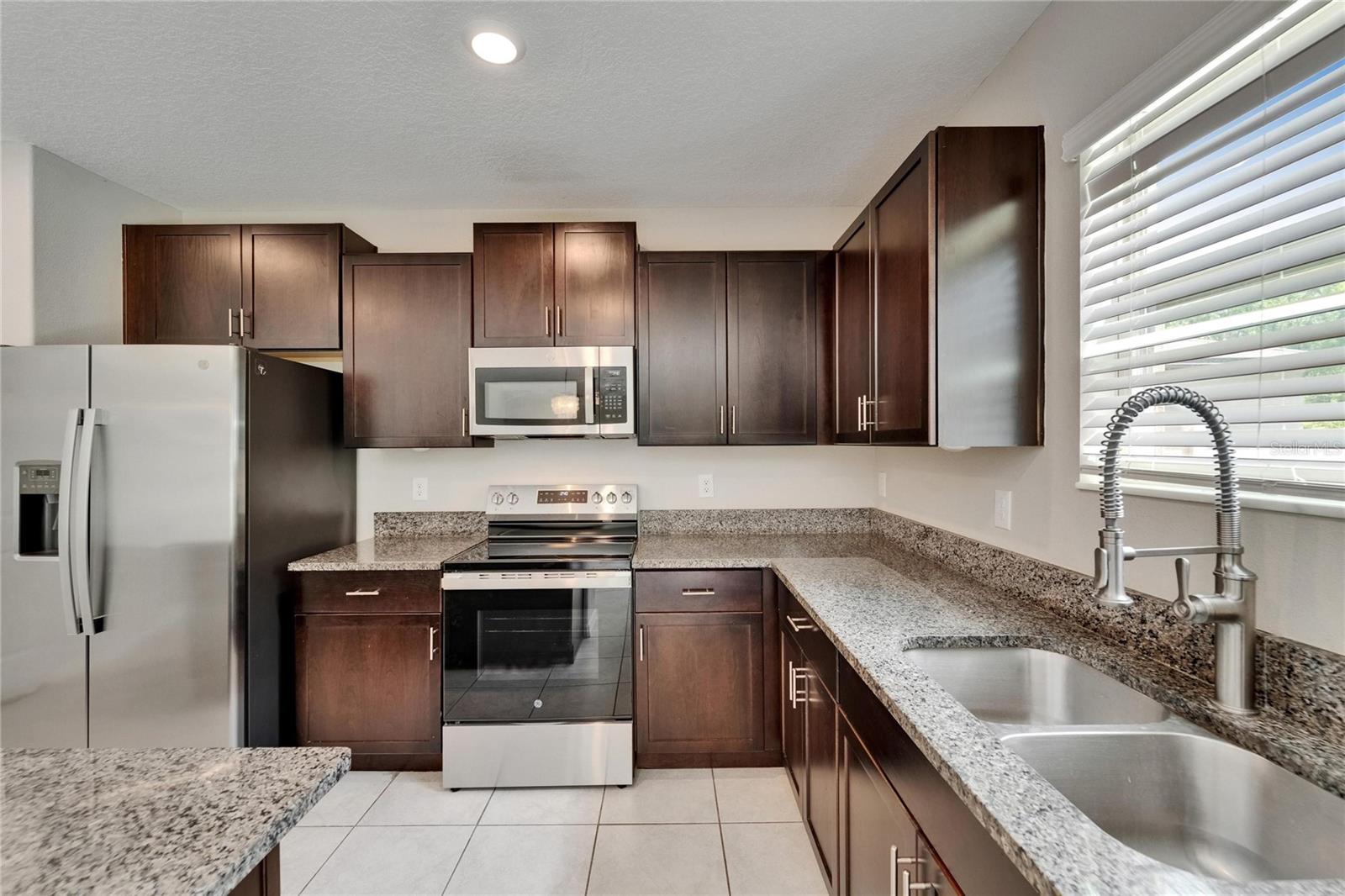 1863 MOON CACTUS CT, RUSKIN, FL, 33570