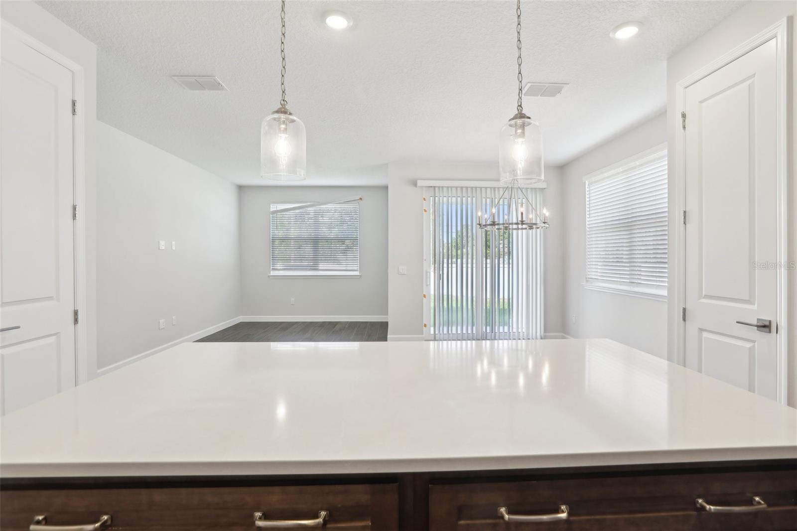 7294 DEER VALLEY CIR, TAMPA, FL, 33635