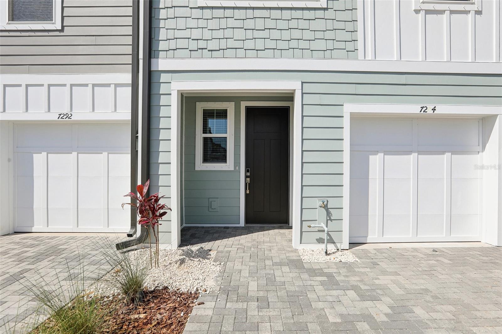 7294 DEER VALLEY CIR, TAMPA, FL, 33635