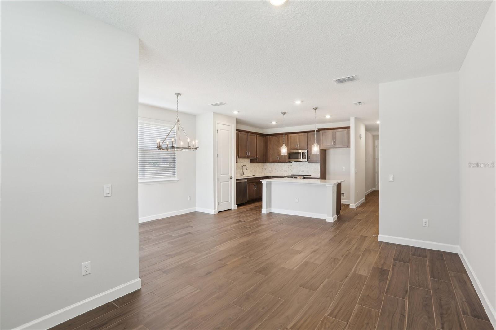 7294 DEER VALLEY CIR, TAMPA, FL, 33635