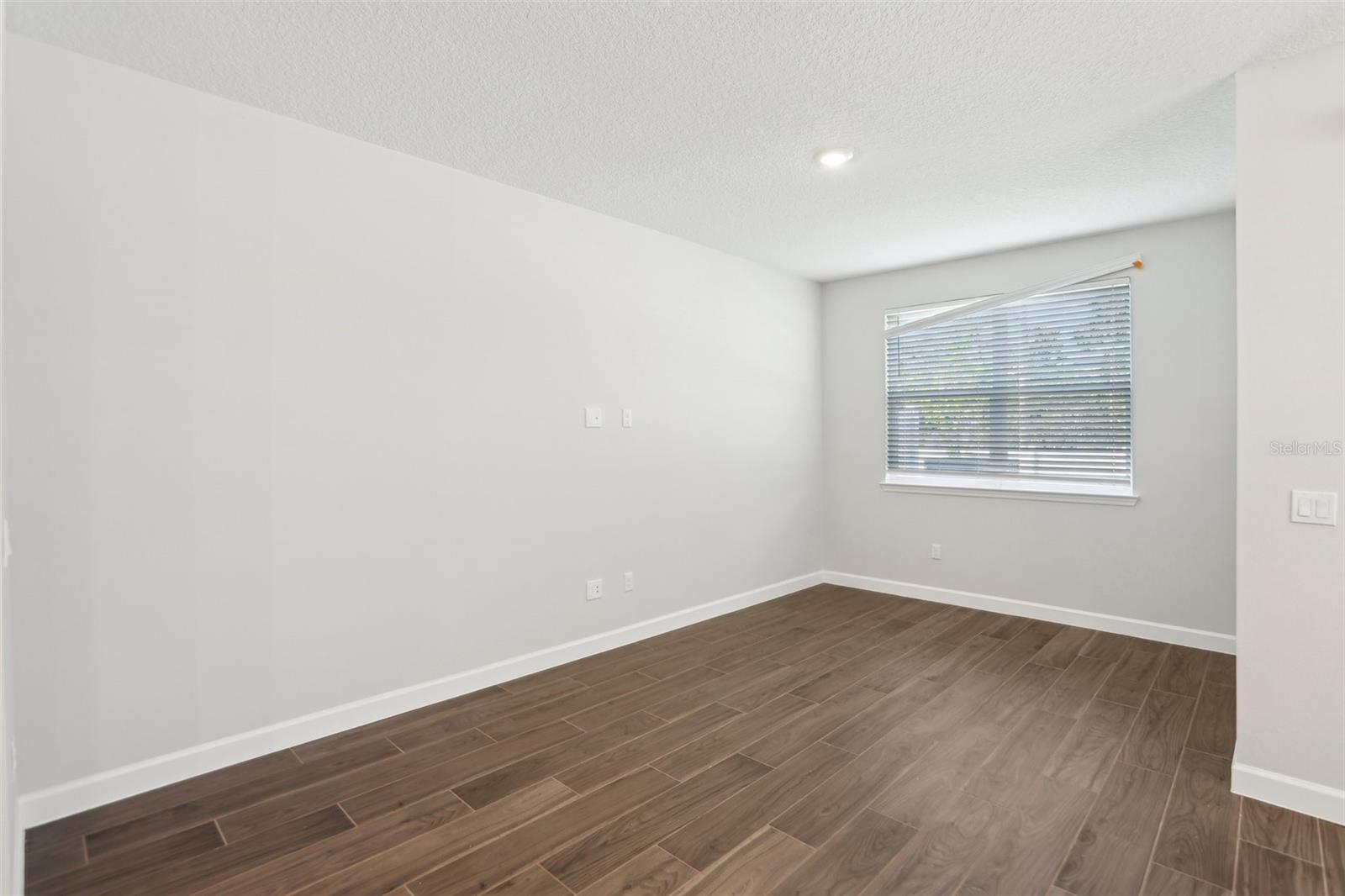 7294 DEER VALLEY CIR, TAMPA, FL, 33635
