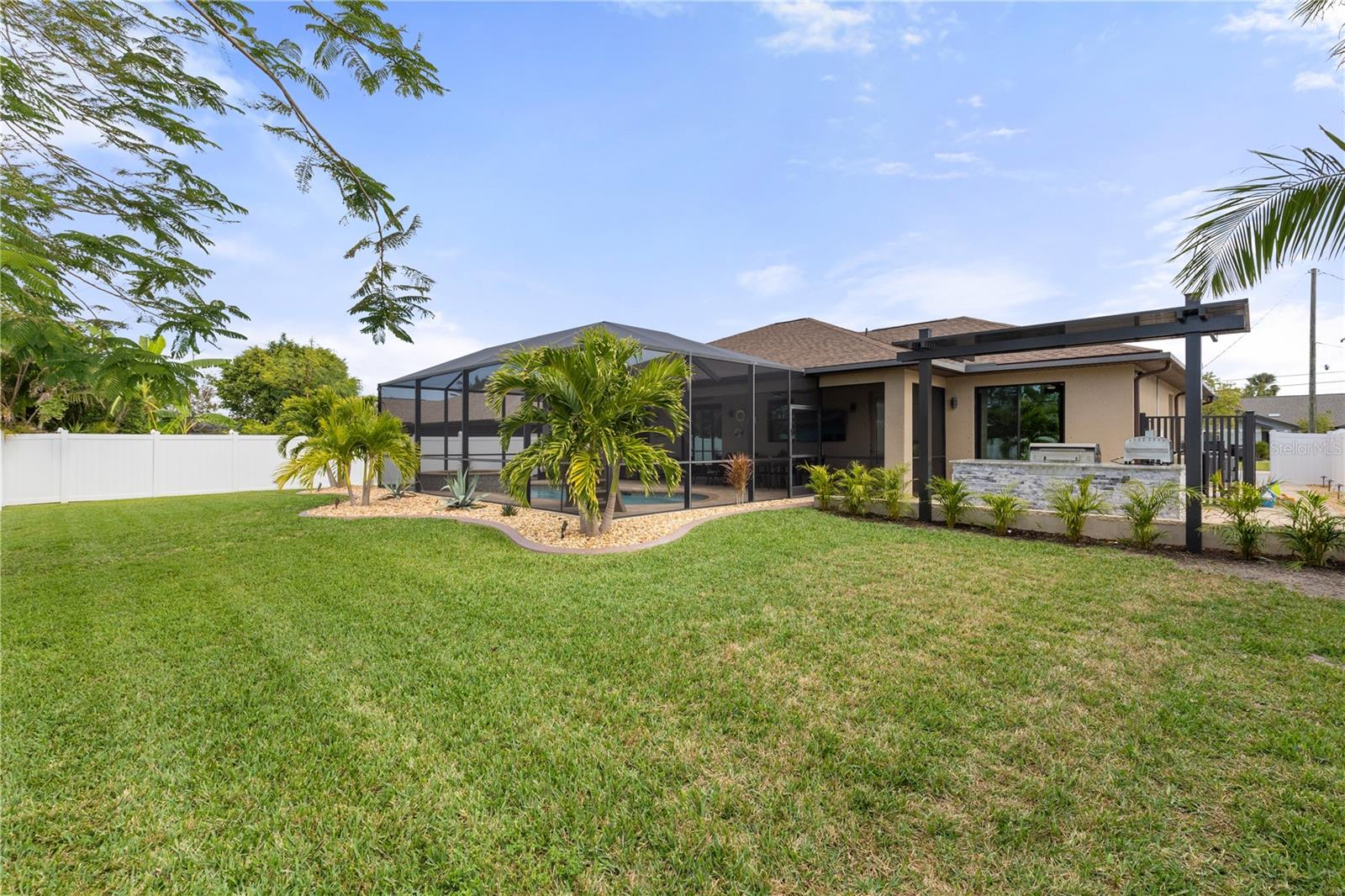 3754 SE 6TH AVE, CAPE CORAL, FL, 33904