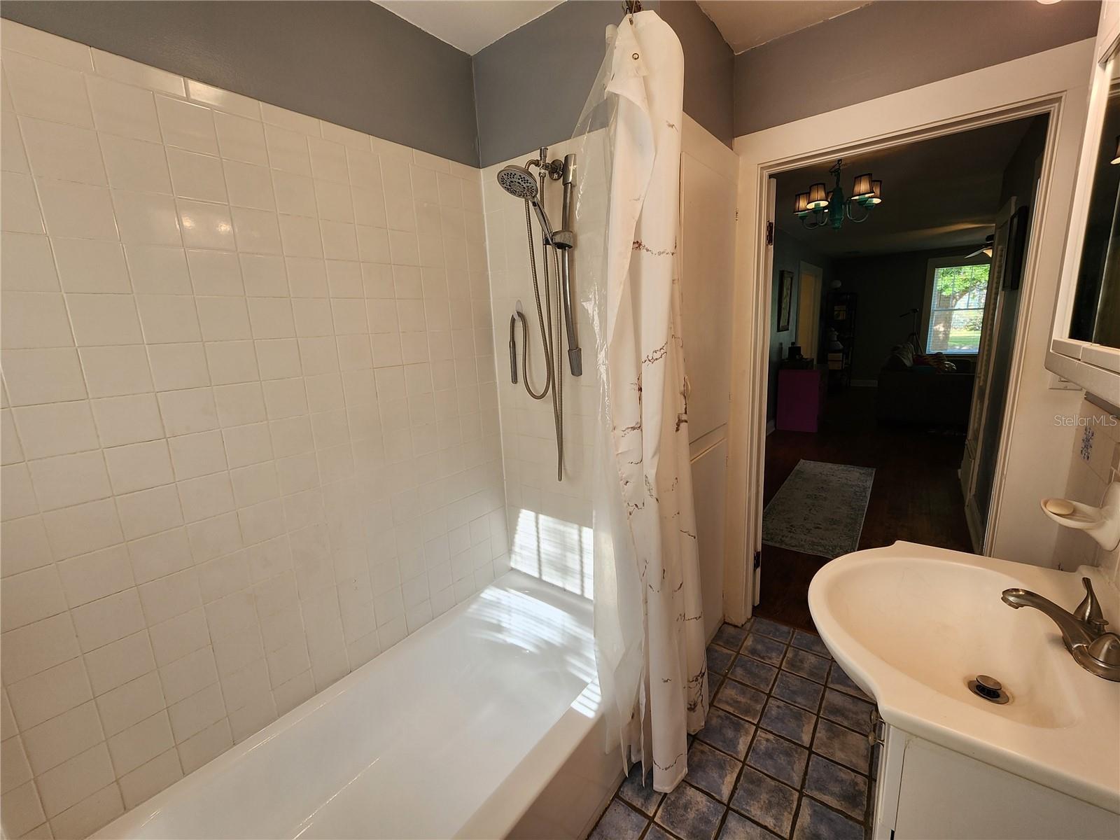 300 W 12TH ST, SANFORD, FL, 32771