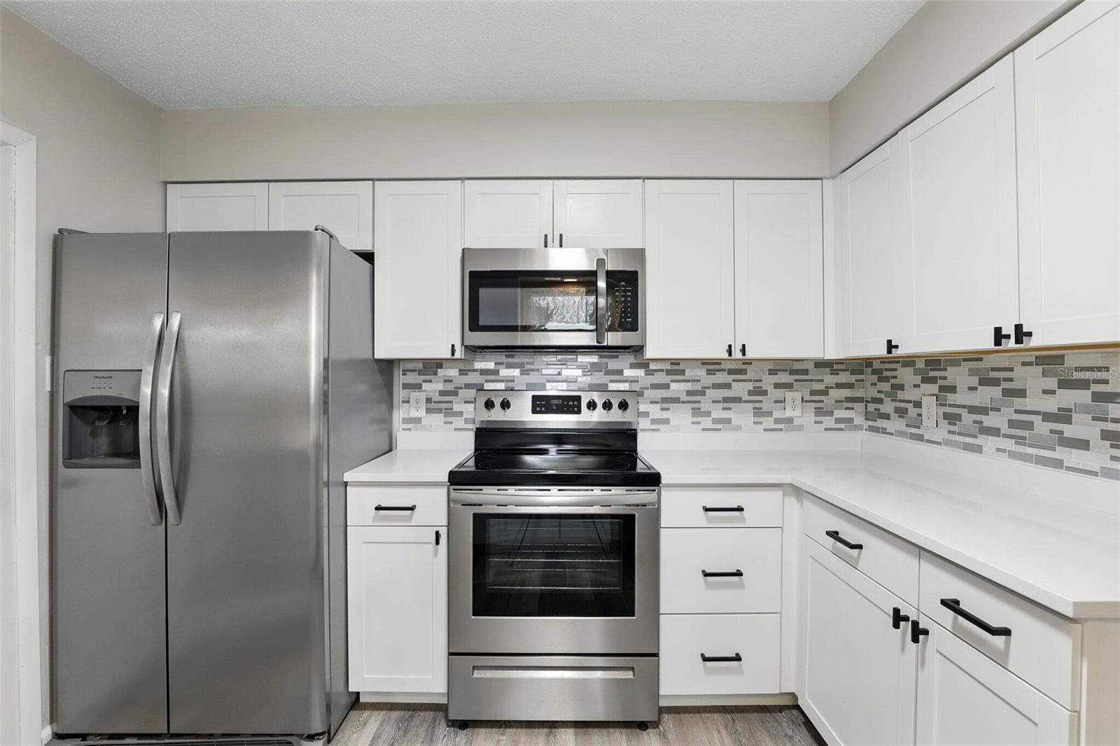 916 SPANISH LN, DELAND, FL, 32720