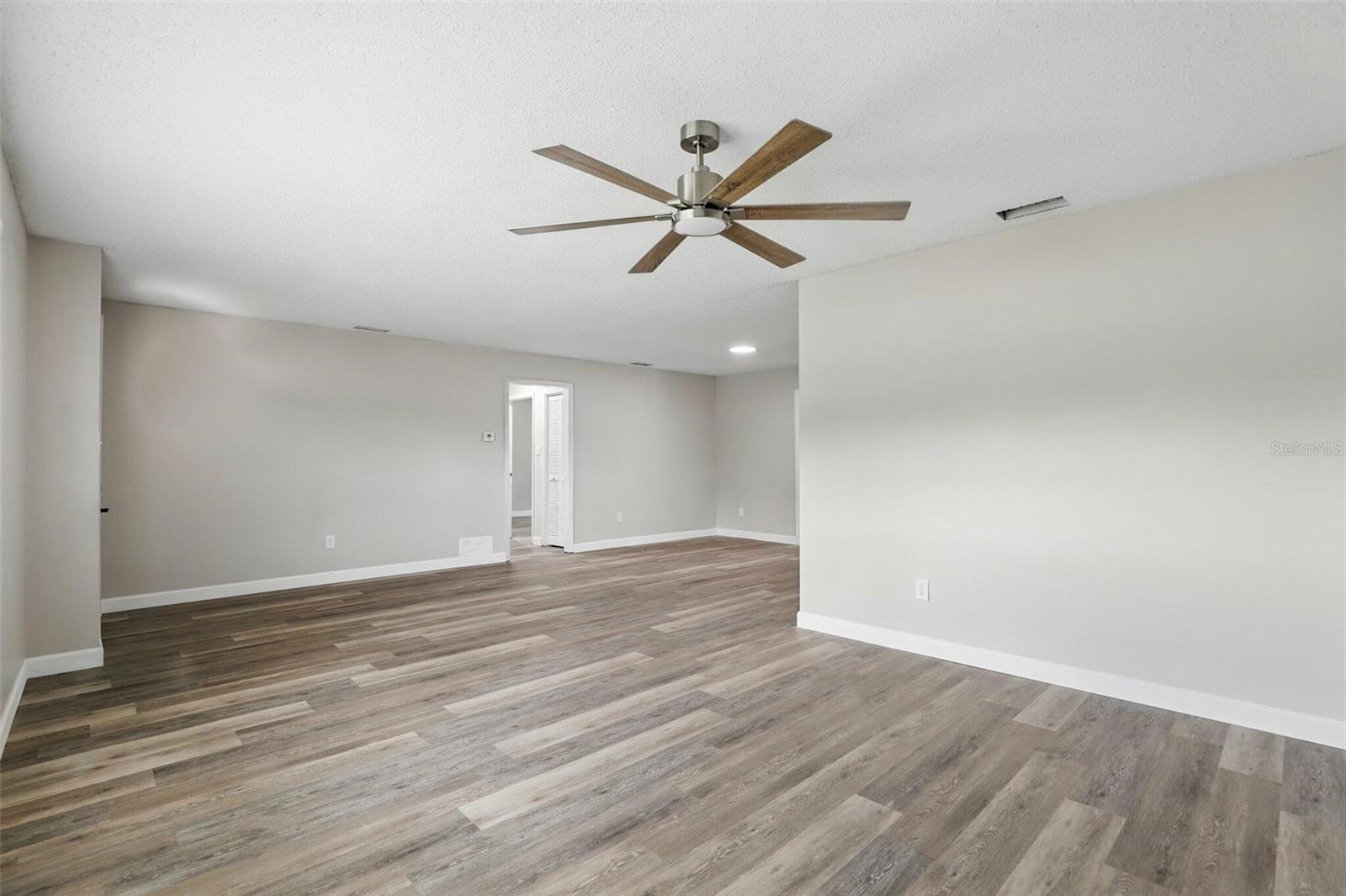 916 SPANISH LN, DELAND, FL, 32720