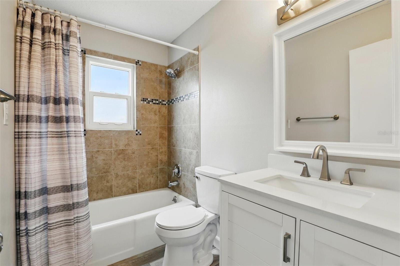 916 SPANISH LN, DELAND, FL, 32720