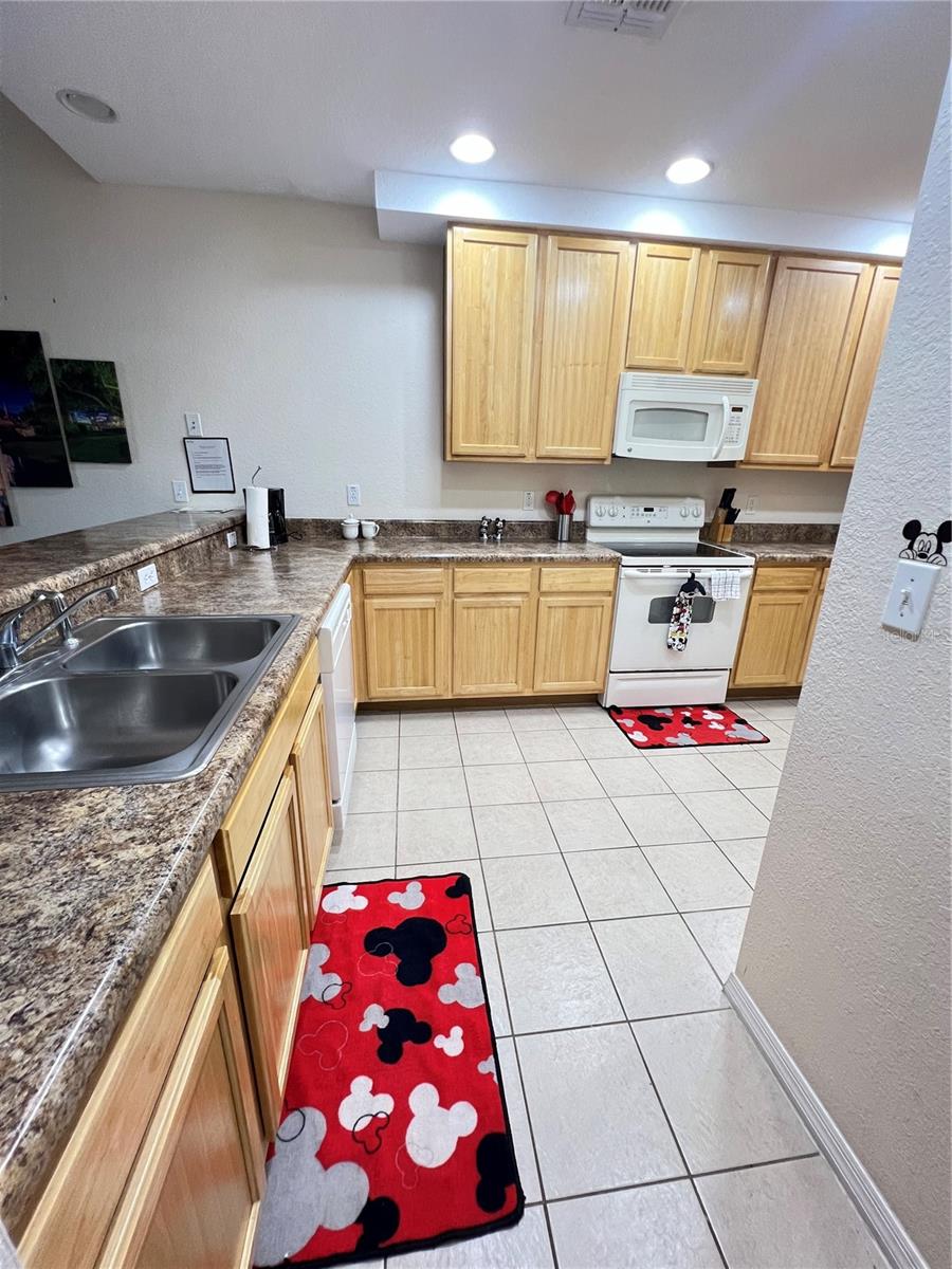 3050 PIRATES RETREAT CT #302, KISSIMMEE, FL, 34747