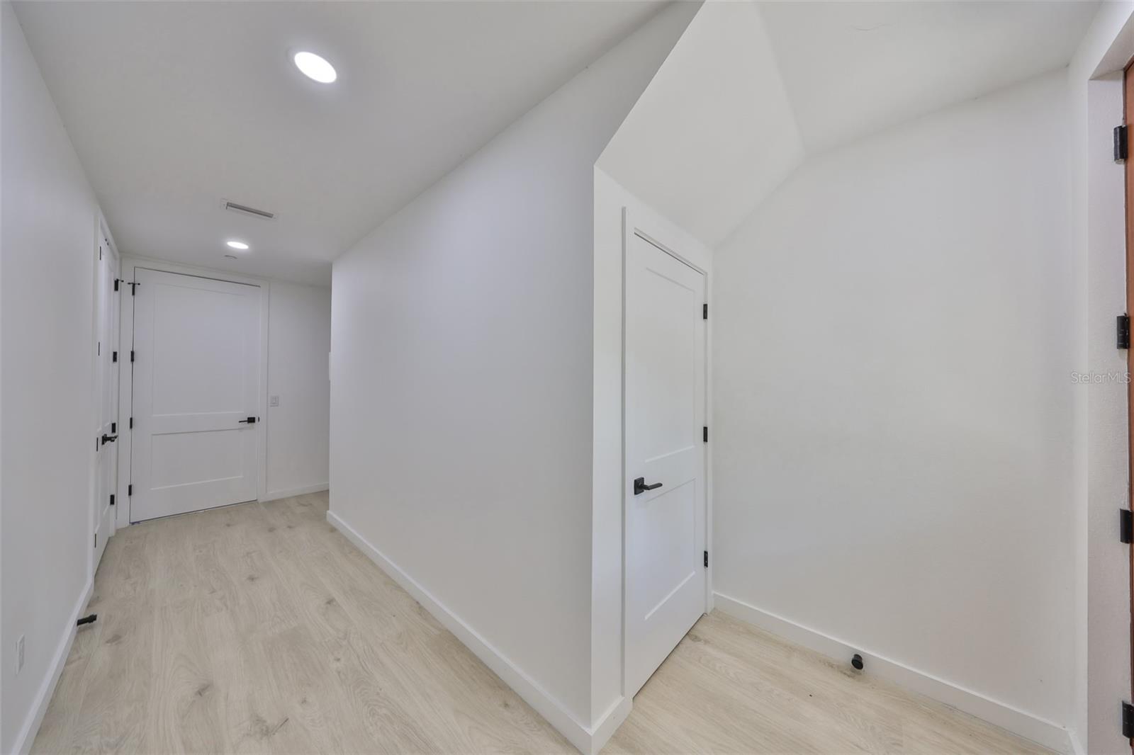 1801 N MORGAN ST #6, TAMPA, FL, 33602