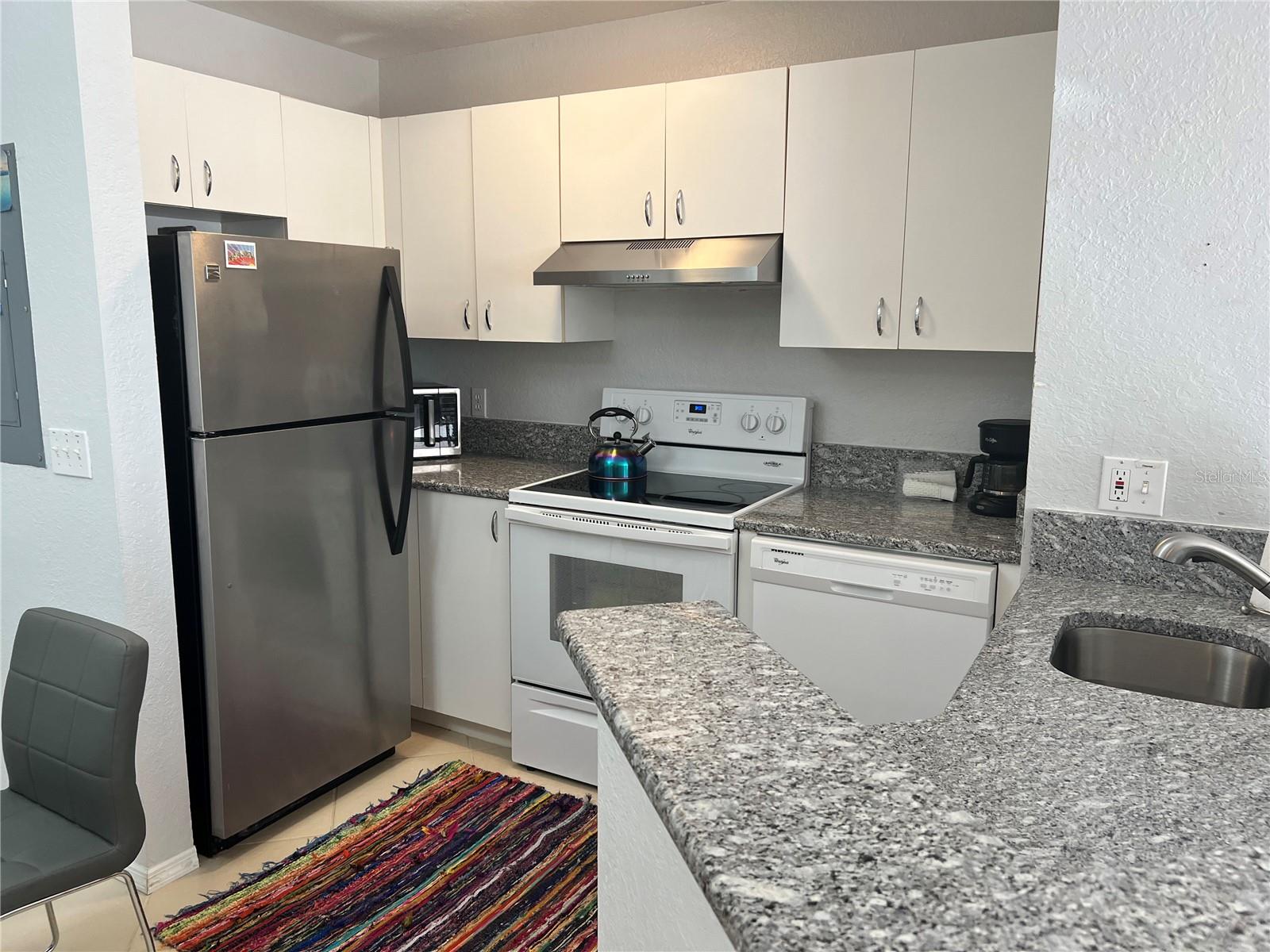 850 S TAMIAMI TRL #302, SARASOTA, FL, 34236
