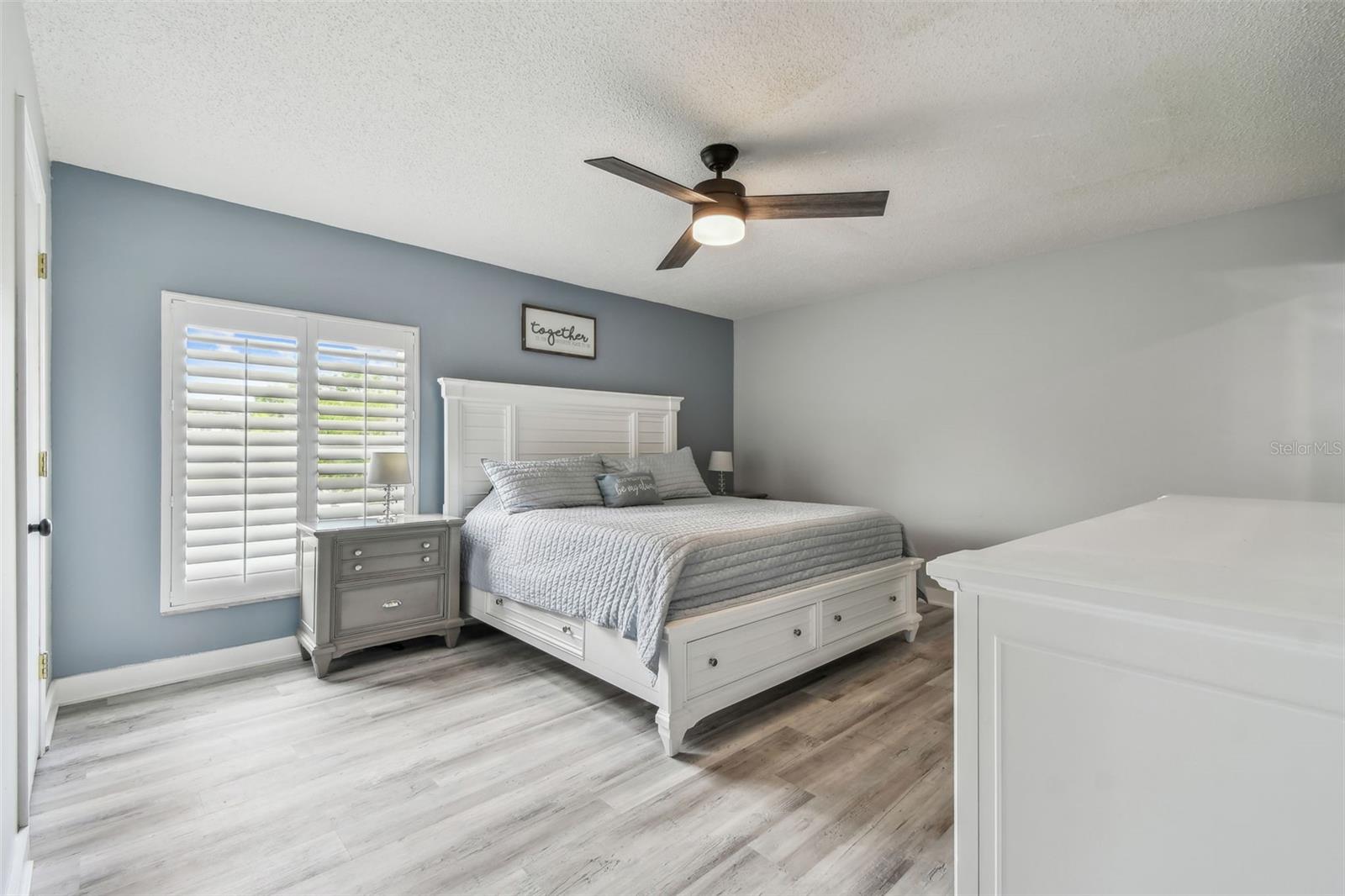 Primary Bedroom w/ Ensuite Bathroom