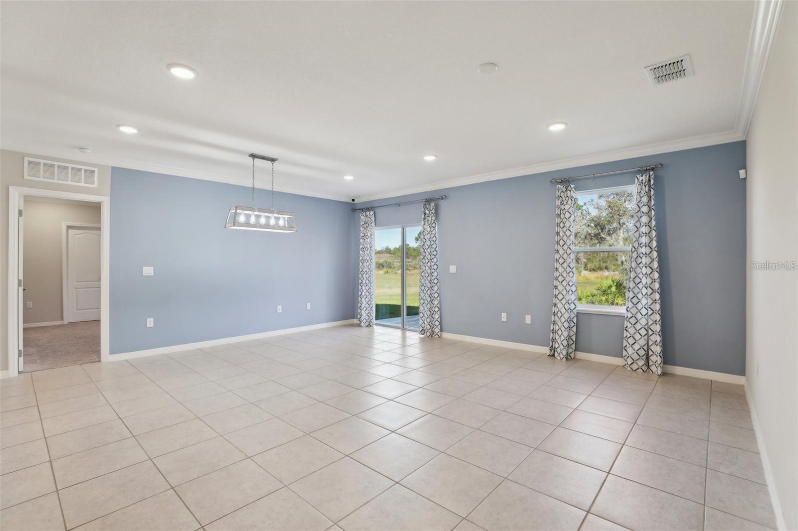 2410 PARK AVE, INDIAN LAKE ESTATES, FL, 33855