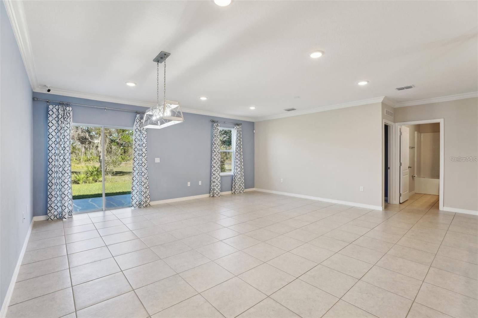 2410 PARK AVE, INDIAN LAKE ESTATES, FL, 33855