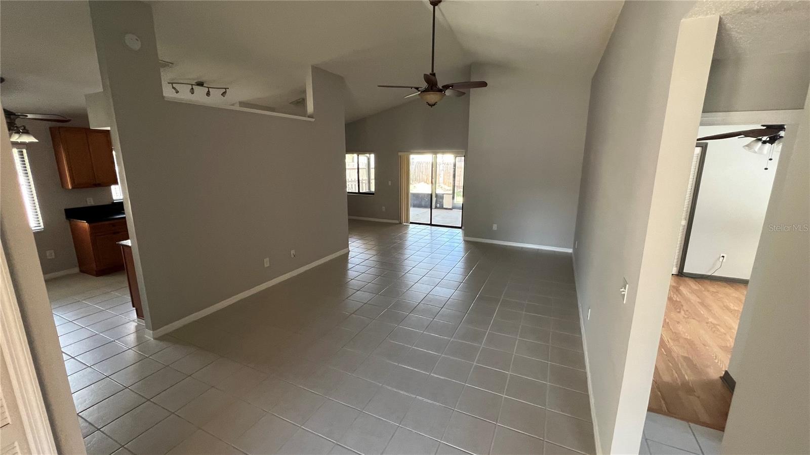 1043 VERNON LOOP, OVIEDO, FL, 32765