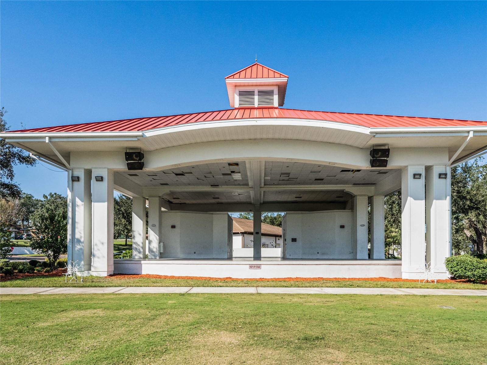 1203 NORMANDY DR, HAINES CITY, FL, 33844