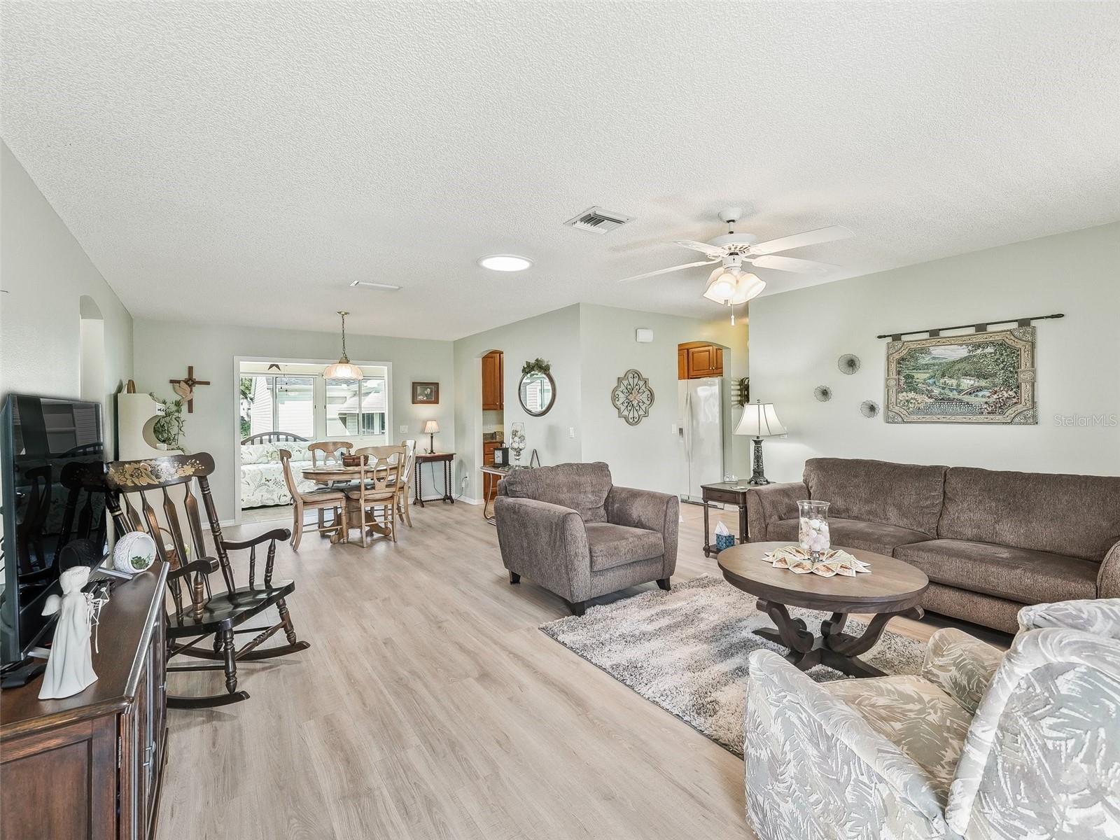 530 VALENCIA PL, THE VILLAGES, FL, 32159