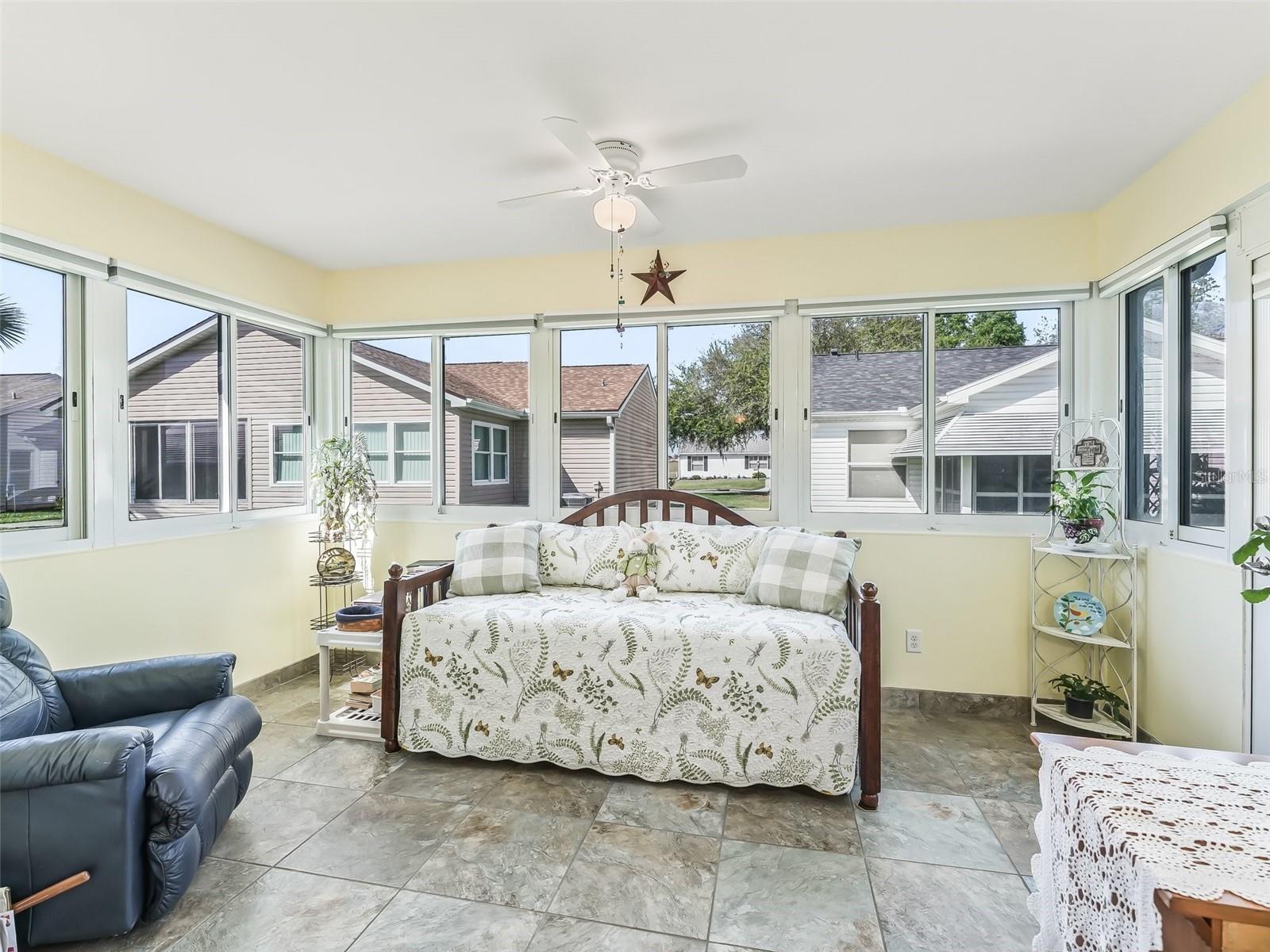 530 VALENCIA PL, THE VILLAGES, FL, 32159