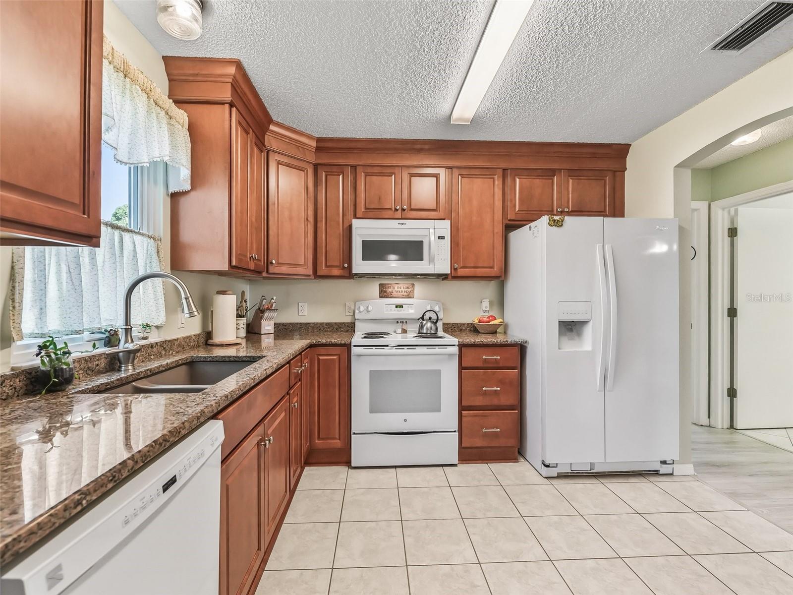 530 VALENCIA PL, THE VILLAGES, FL, 32159