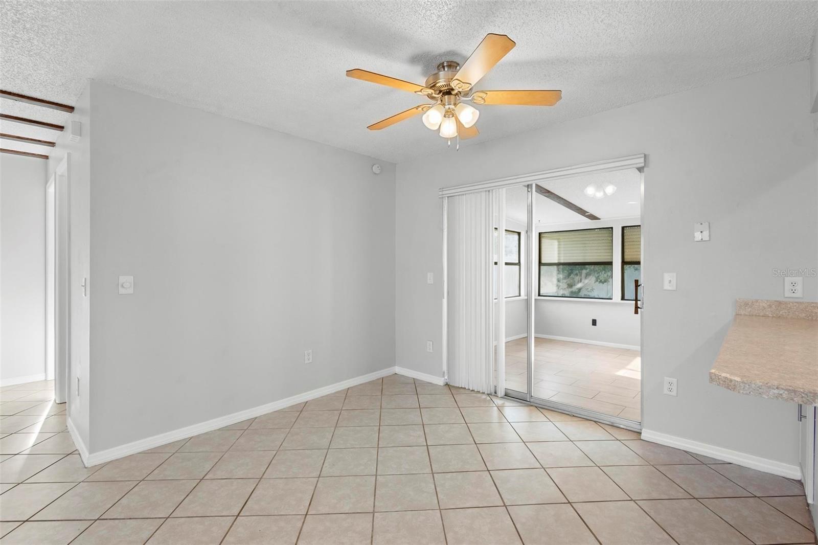 265 S FAIRBAIRN DR, DELTONA, FL, 32725