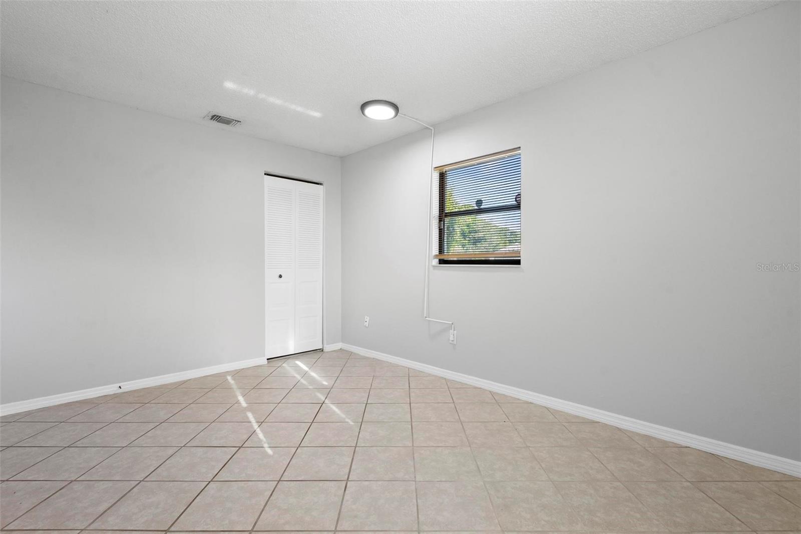 265 S FAIRBAIRN DR, DELTONA, FL, 32725