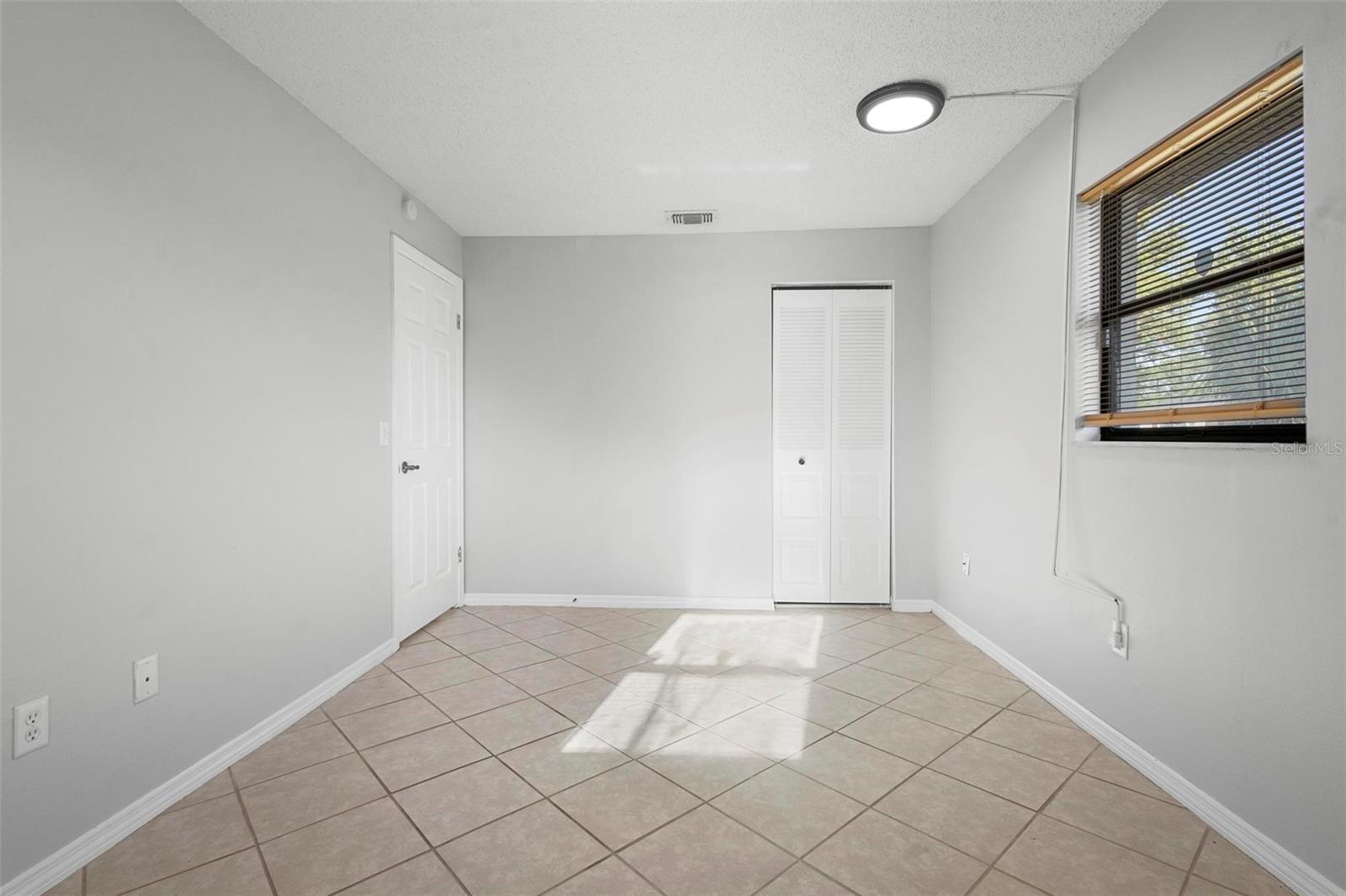265 S FAIRBAIRN DR, DELTONA, FL, 32725