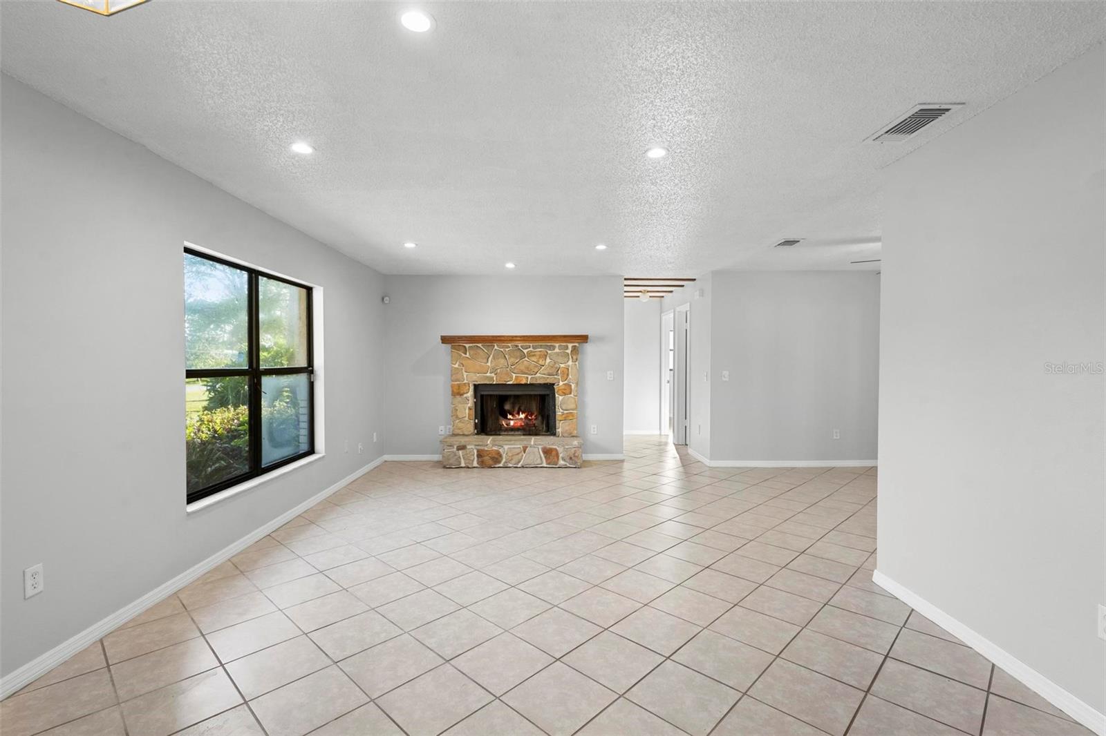265 S FAIRBAIRN DR, DELTONA, FL, 32725