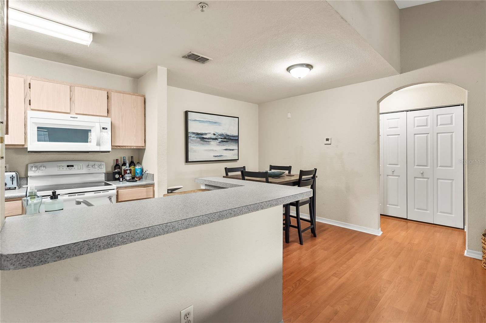 8821 MANOR LOOP #205, LAKEWOOD RANCH, FL, 34202