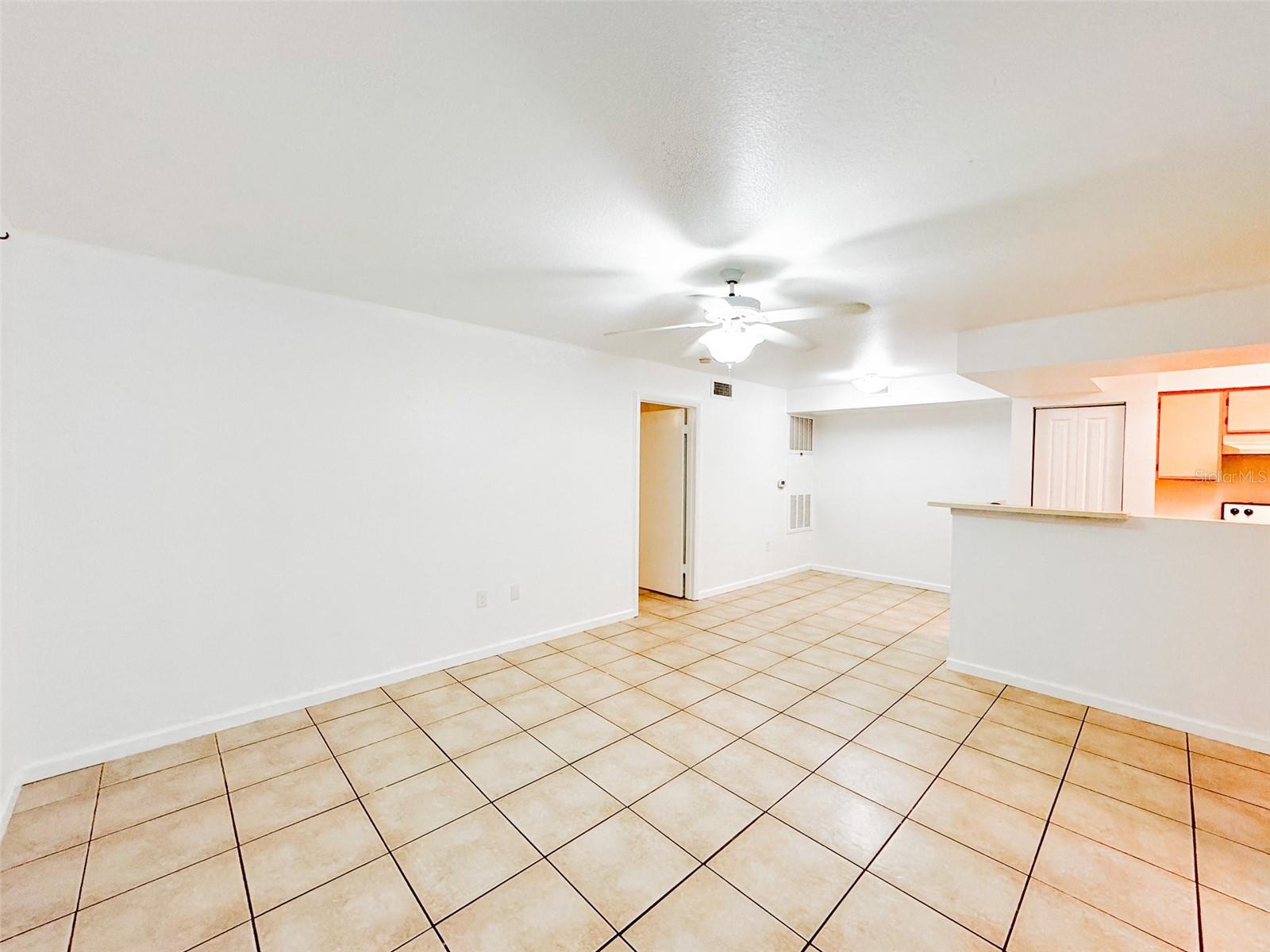 3032 PARKWAY BLVD #101, KISSIMMEE, FL, 34747