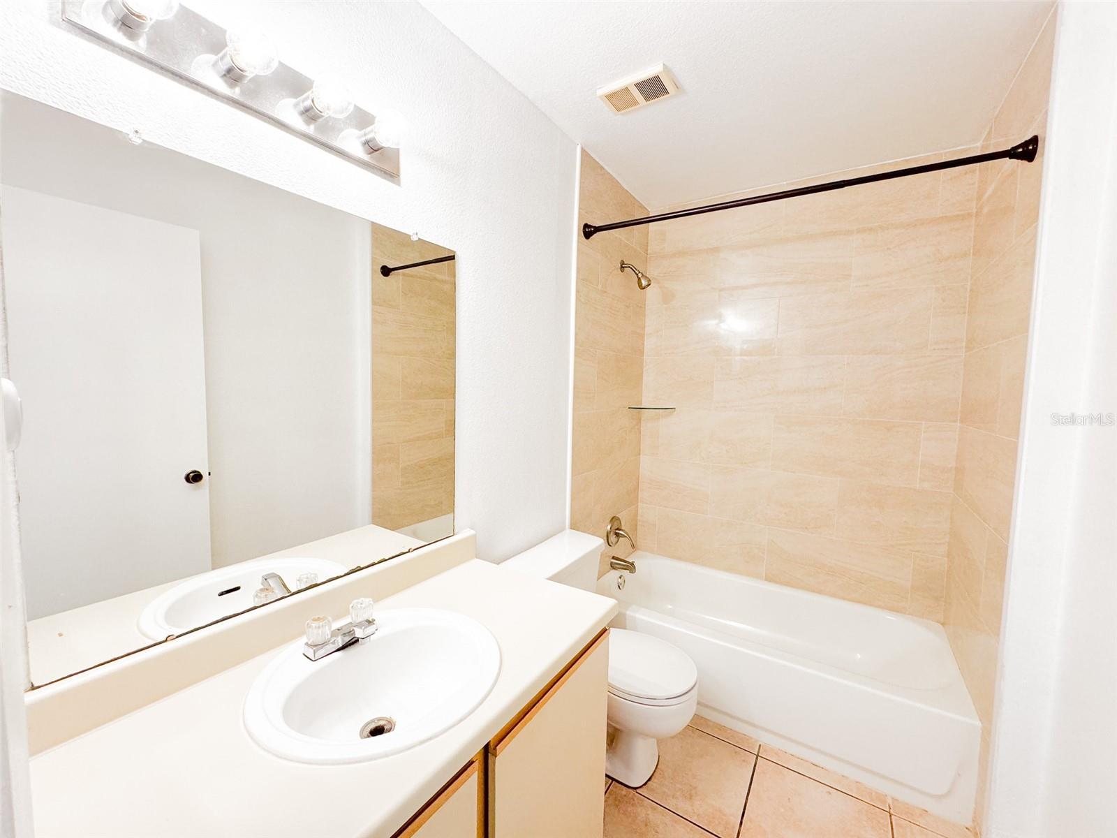 3032 PARKWAY BLVD #101, KISSIMMEE, FL, 34747
