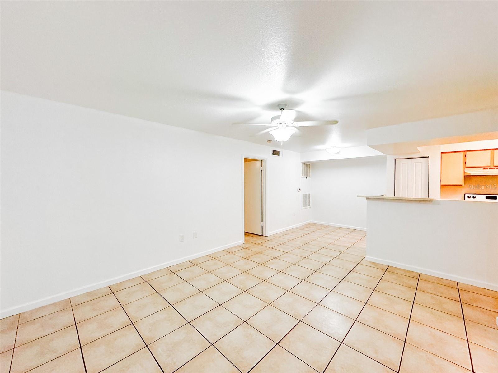 3032 PARKWAY BLVD #101, KISSIMMEE, FL, 34747