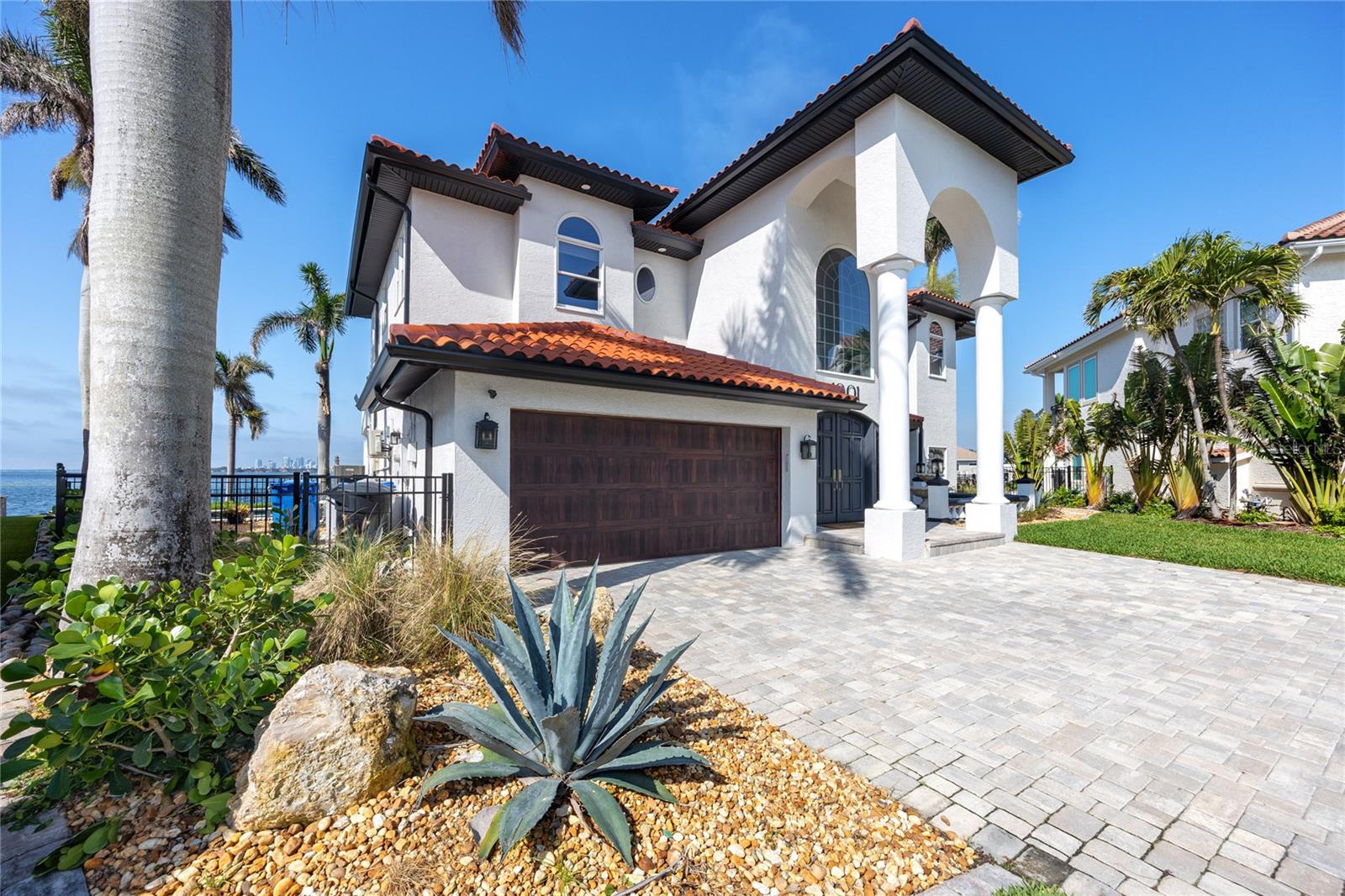 1901 CAROLINA AVE NE, ST PETERSBURG, FL, 33703