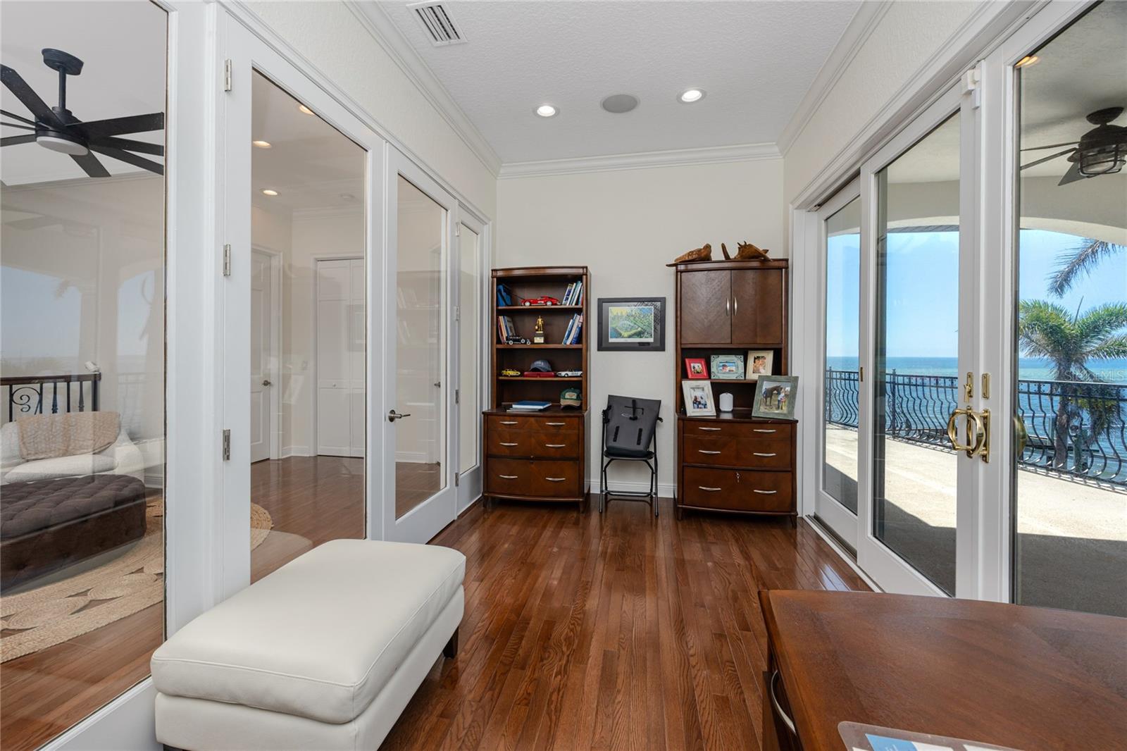 1901 CAROLINA AVE NE, ST PETERSBURG, FL, 33703