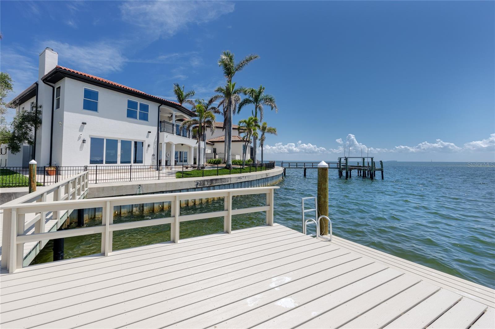 1901 CAROLINA AVE NE, ST PETERSBURG, FL, 33703