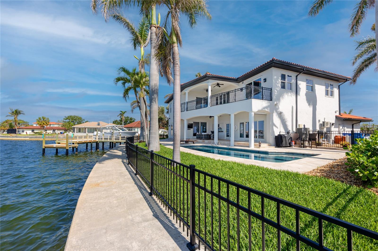 1901 CAROLINA AVE NE, ST PETERSBURG, FL, 33703
